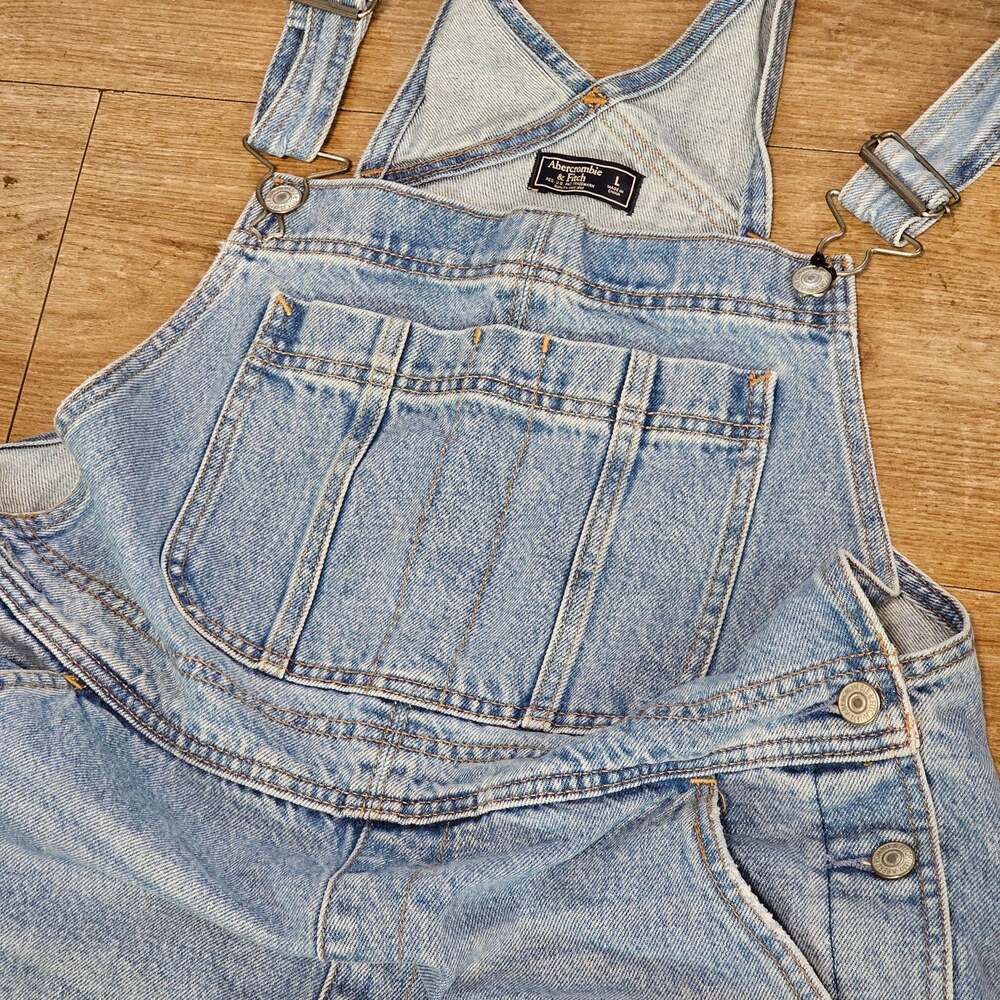 Abercrombie & Fitch Distressed Denim Overalls Size Large